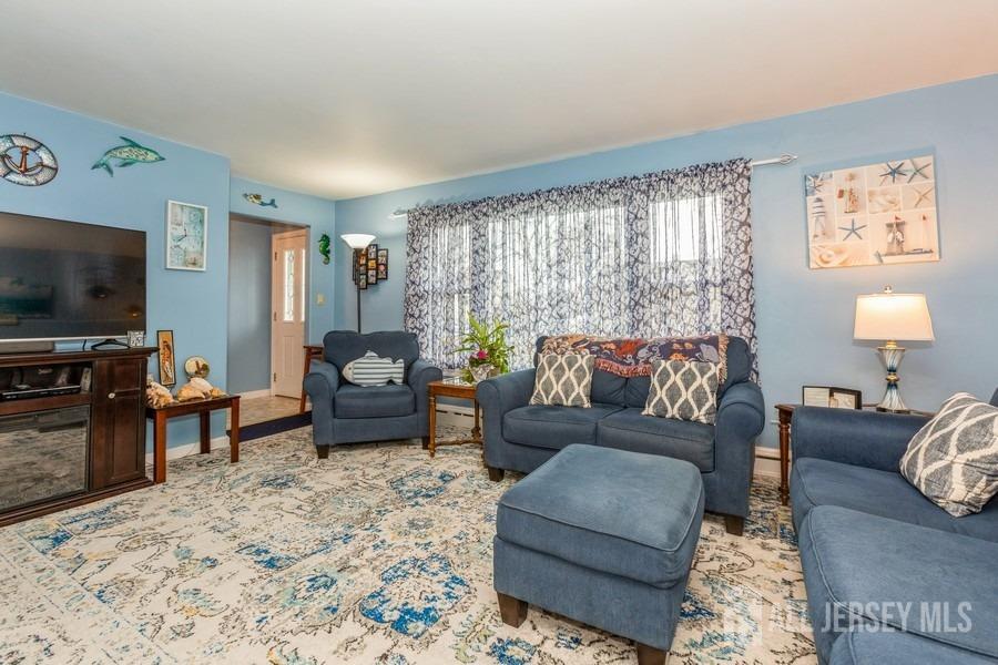 213 Ledden Terrace, South Plainfield, New Jersey image 5