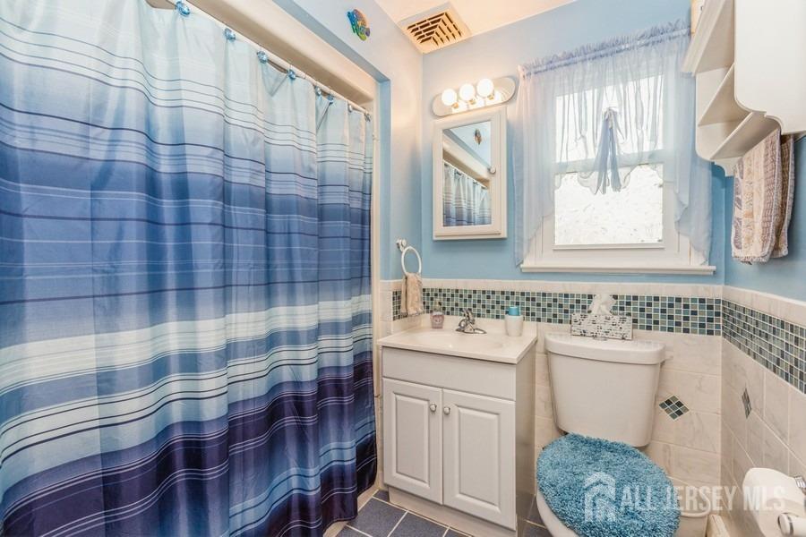 213 Ledden Terrace, South Plainfield, New Jersey image 22