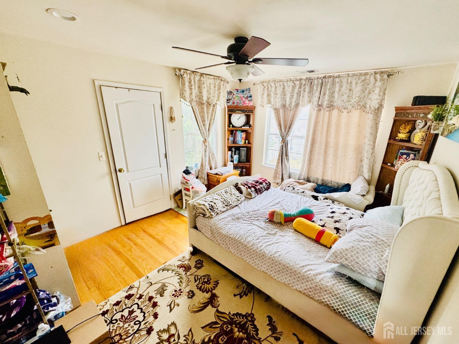 72 W Amherst Street, East Brunswick, New Jersey image 11