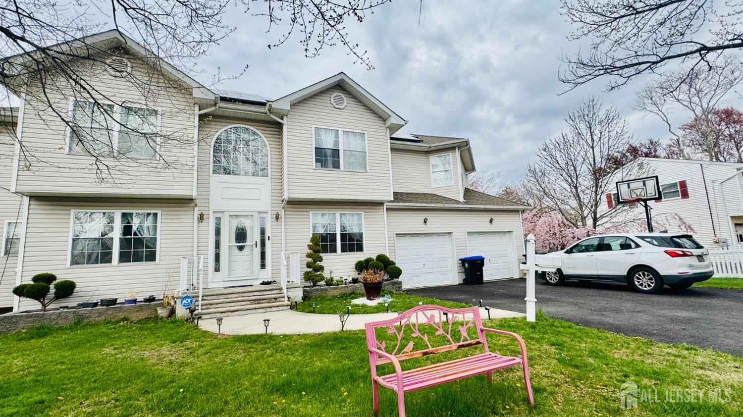 72 W Amherst Street, East Brunswick, New Jersey image 2