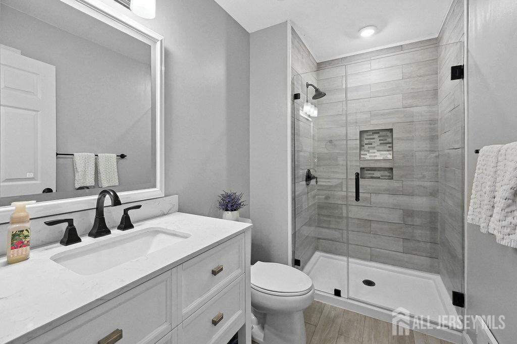 8 Sugar Pine Drive, Jackson, New Jersey image 15