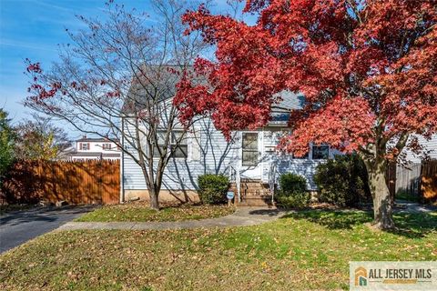Homes For Sale - 13 Putnam Avenue<br/> Edison, NJ 08817