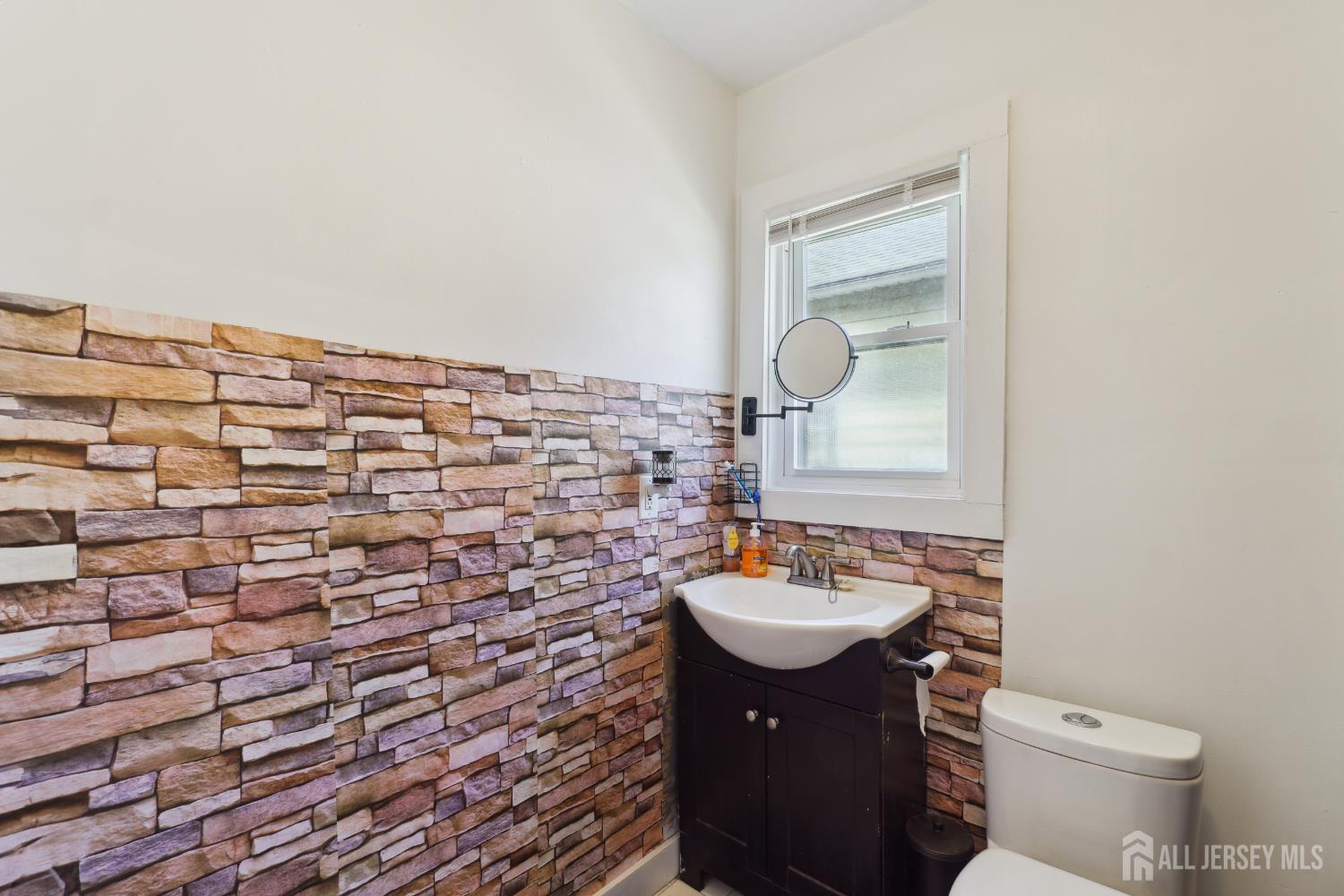 373 Rushmore Avenue, Piscataway, New Jersey image 36