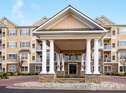 Condo For Sale - 540 Cranbury Road #323<br/> Middlesex County, East Brunswick, NJ 08816