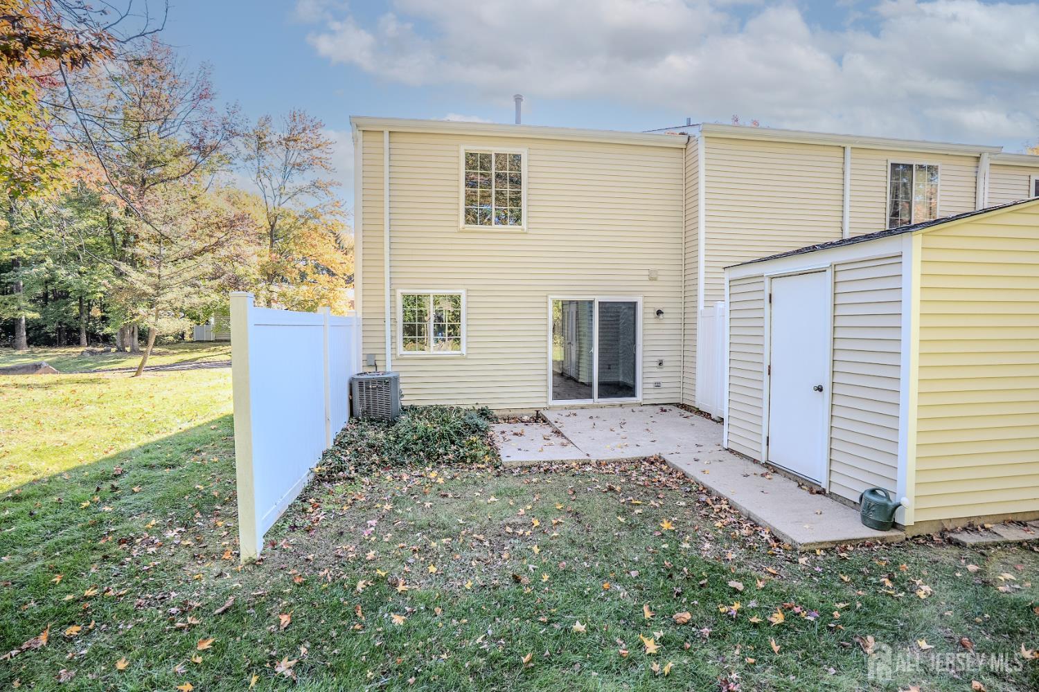 49 Cottonwood Court