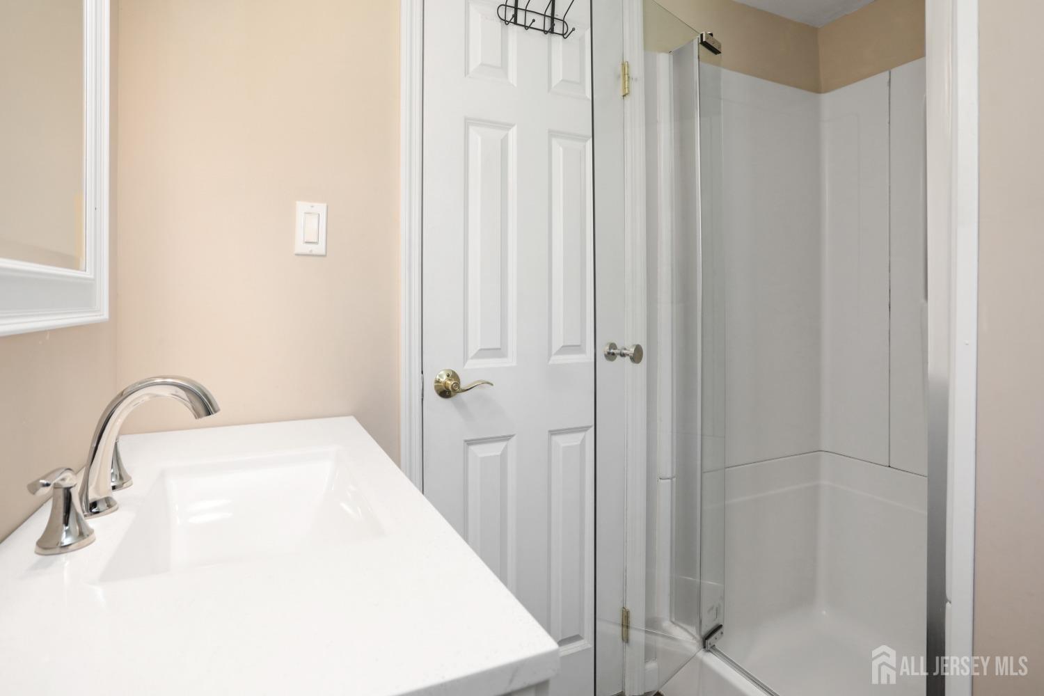 7 Arthurs Court, Manalapan, New Jersey image 33
