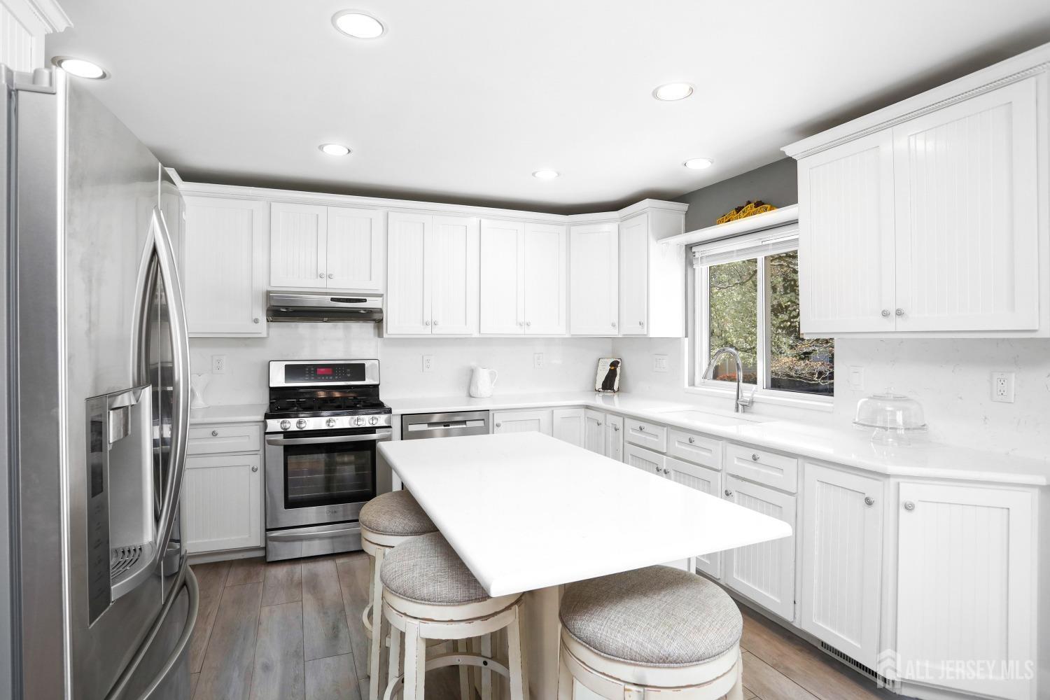 7 Arthurs Court, Manalapan, New Jersey image 15
