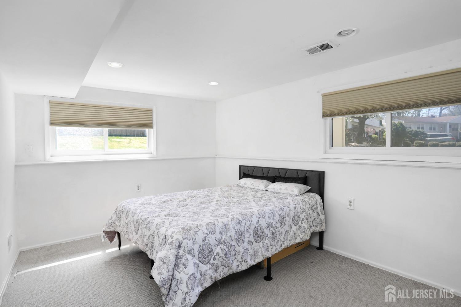 7 Arthurs Court, Manalapan, New Jersey image 31