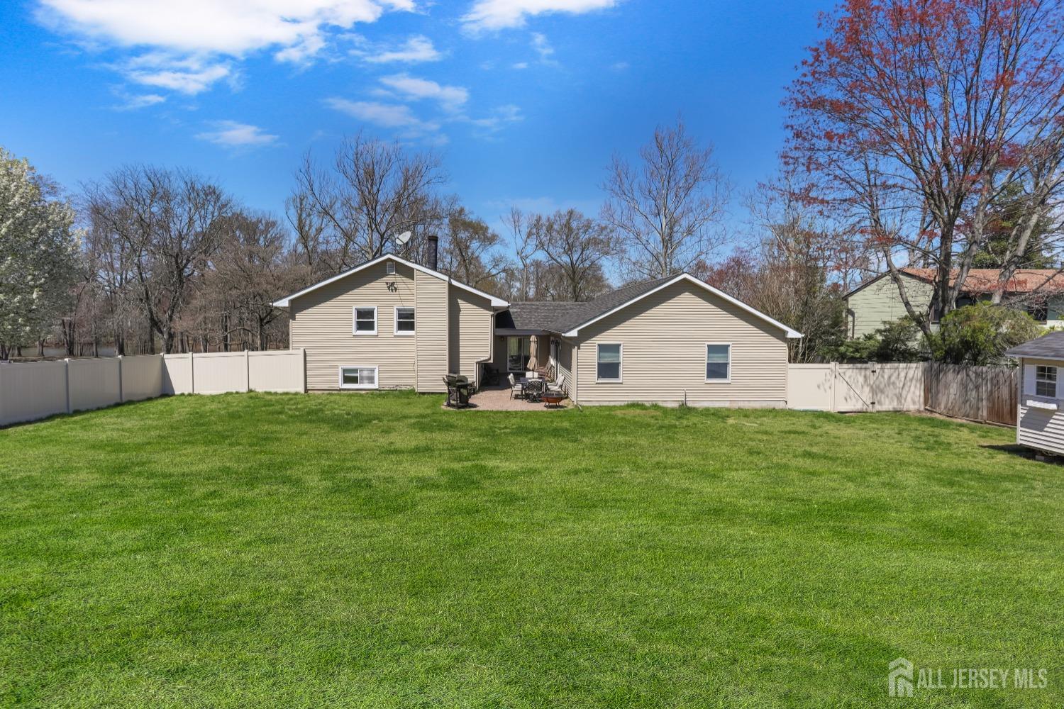 7 Arthurs Court, Manalapan, New Jersey image 46