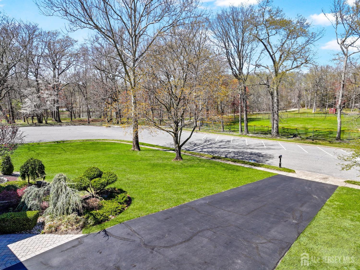 7 Arthurs Court, Manalapan, New Jersey image 50