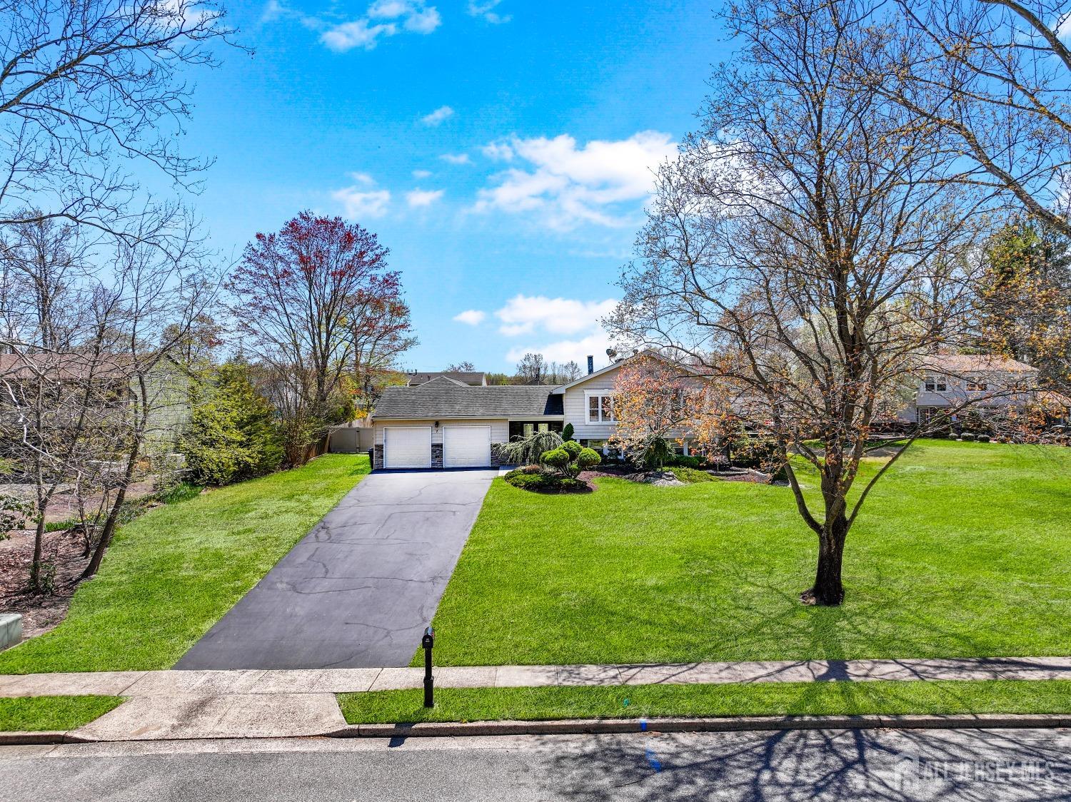 7 Arthurs Court, Manalapan, New Jersey image 48
