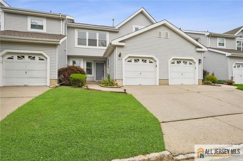 Condo For Sale - 282 Kraemer Court #282<br/> Middlesex County, East Brunswick, NJ 08816