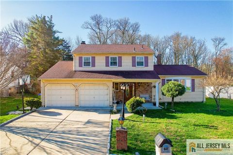 Homes For Sale - 62 Laura Avenue<br/> Edison, NJ 08820