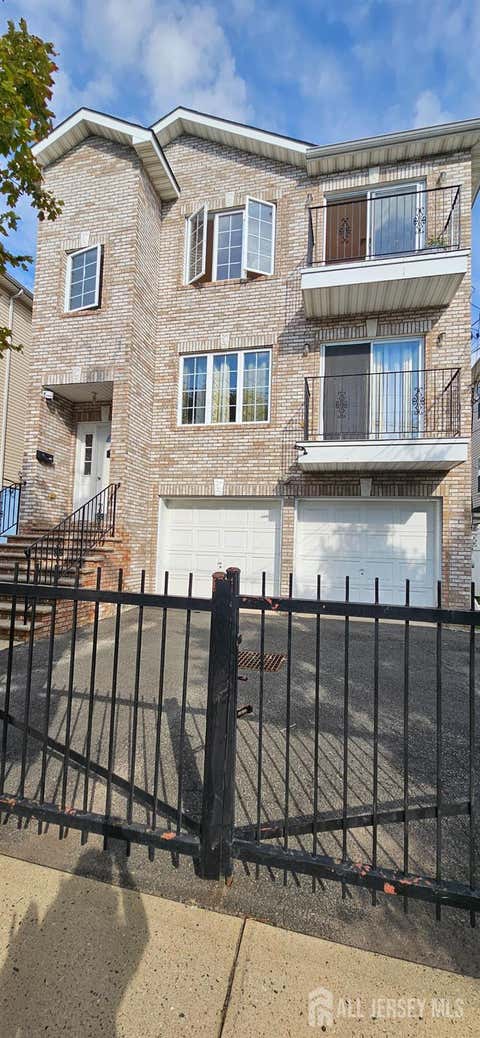 Apartment For Rent - 655 4th Street<br/> Newark, NJ 07104