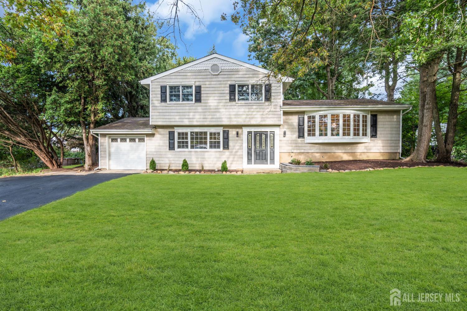52 Ryders Lane