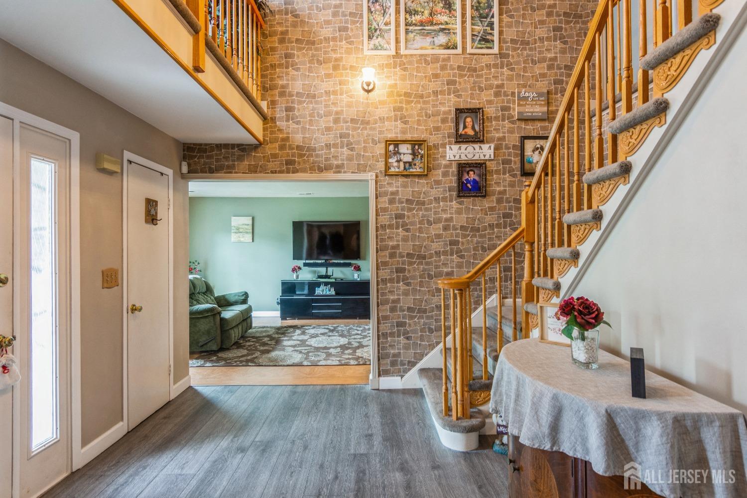 23 Highland Drive, Sayreville, New Jersey image 3