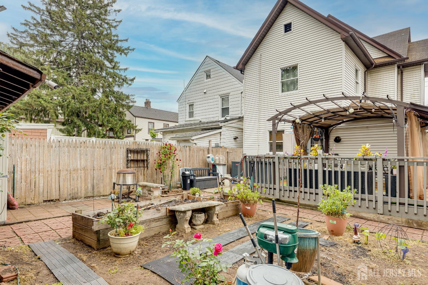 393 Hamilton Avenue, Rahway, New Jersey image 22