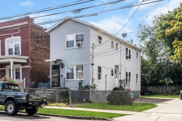 174 SUYDAM ST, NEW BRUNSWICK, NJ 08901 - Image aba0fe02cfde5c1a9cb2135e6d7d2774/2565497293
