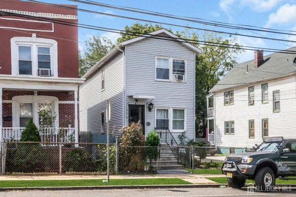 174 SUYDAM ST, NEW BRUNSWICK, NJ 08901 - Image aba0fe02cfde5c1a9cb2135e6d7d2774/718205382