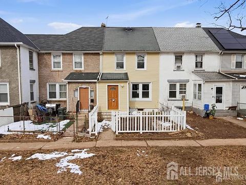 Homes For Rent - 25 Langley Place<br/> New Brunswick, NJ 08901