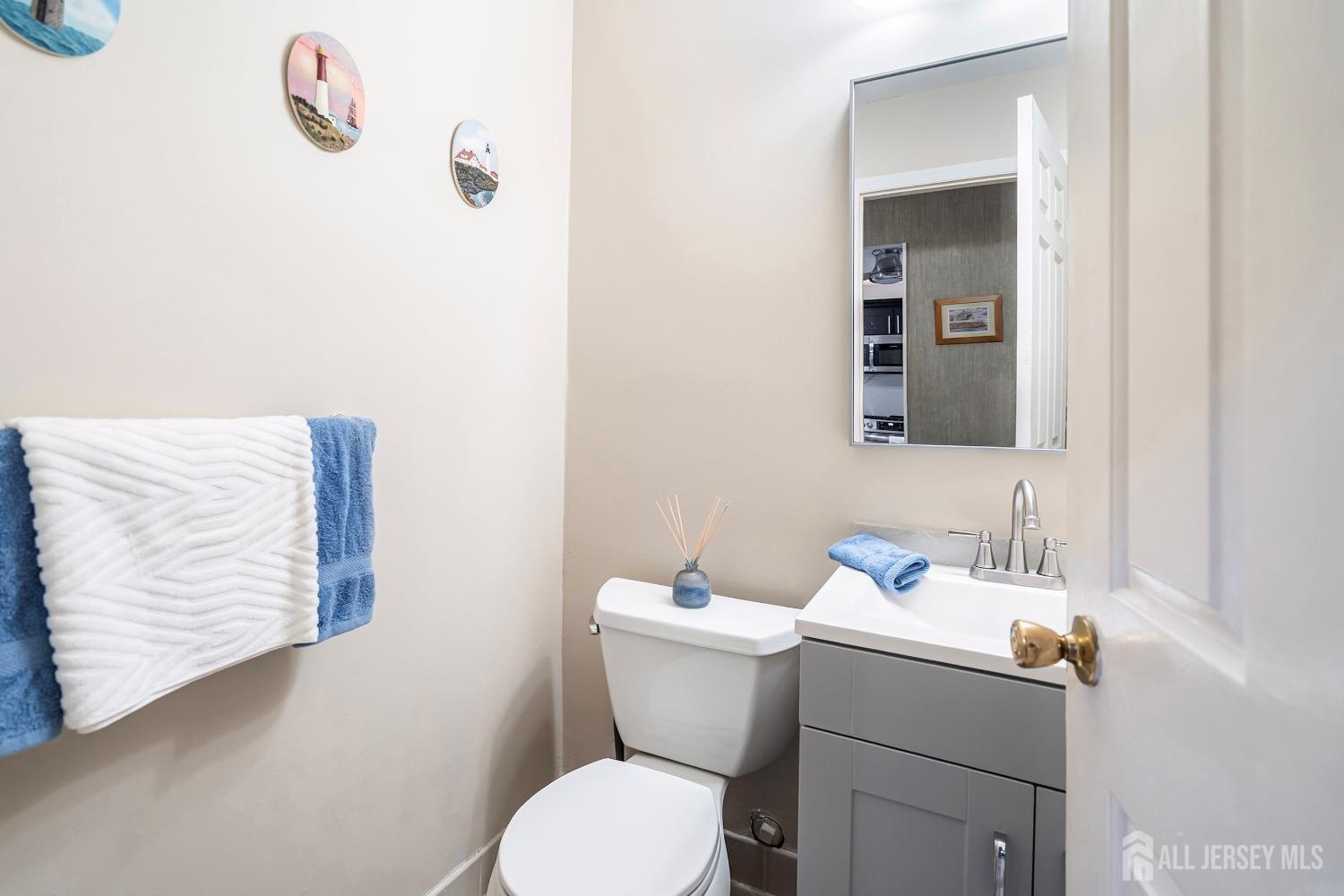 25 Carmel Court, Old Bridge, New Jersey image 15