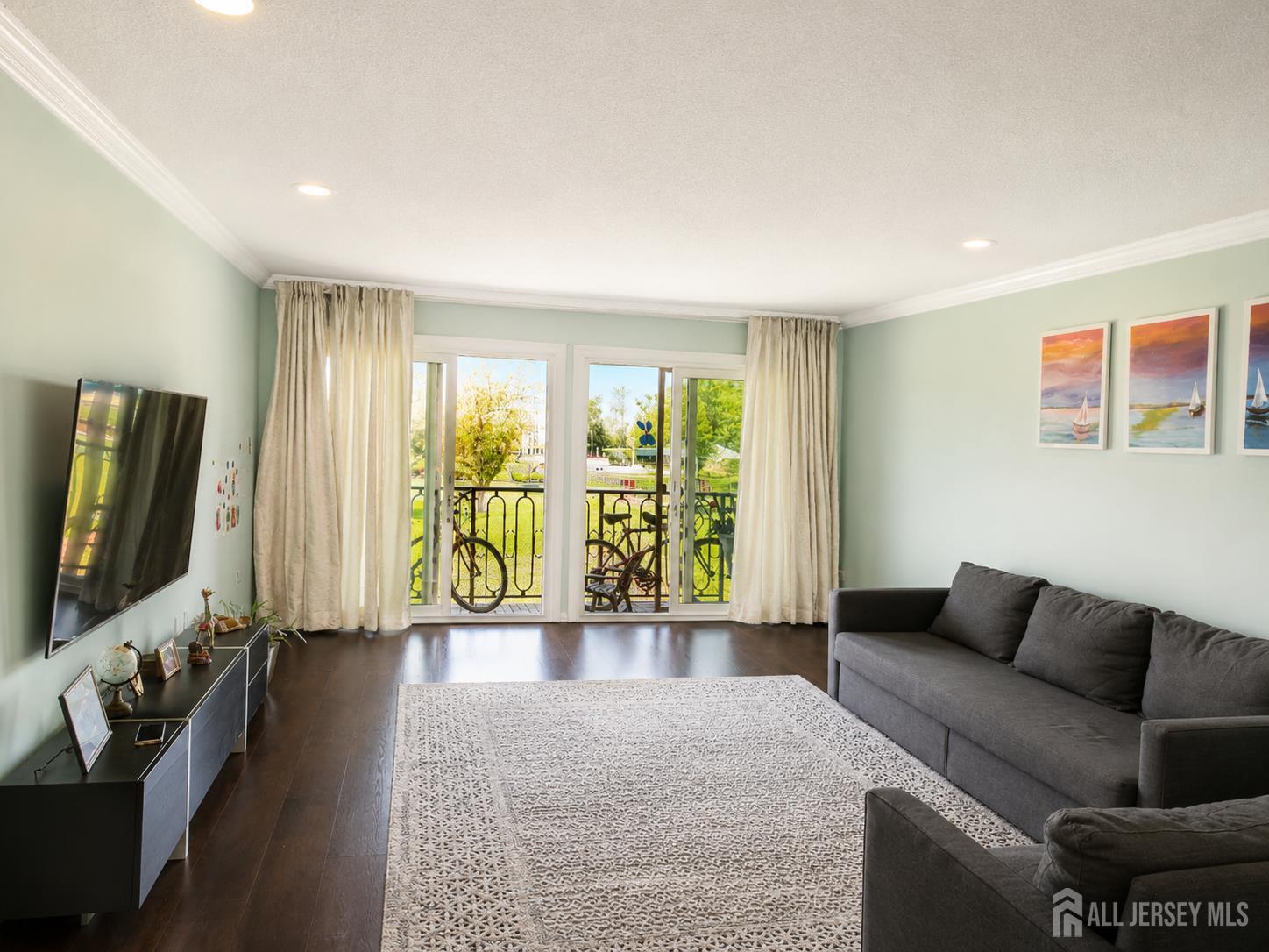 262 Willowbrook Drive