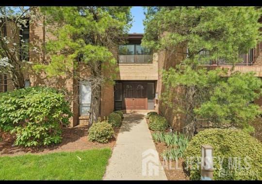 262 Willowbrook Drive