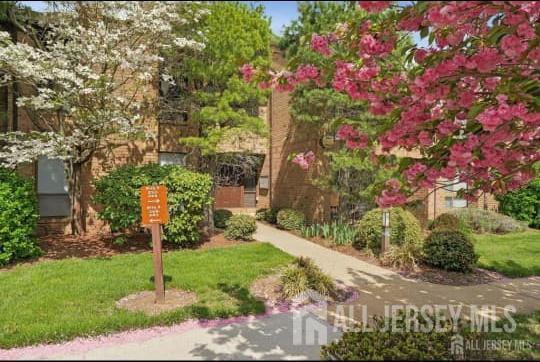 262 Willowbrook Drive
