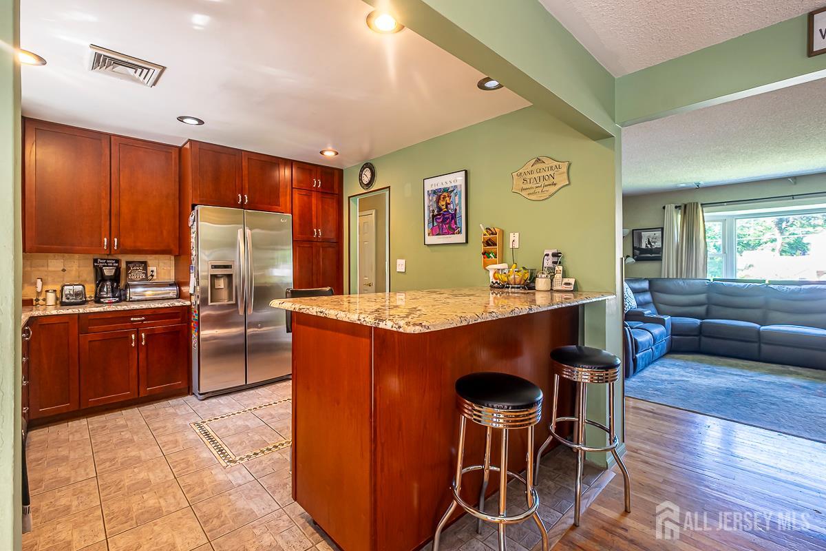 93 Hillsdale Avenue - Photo 3