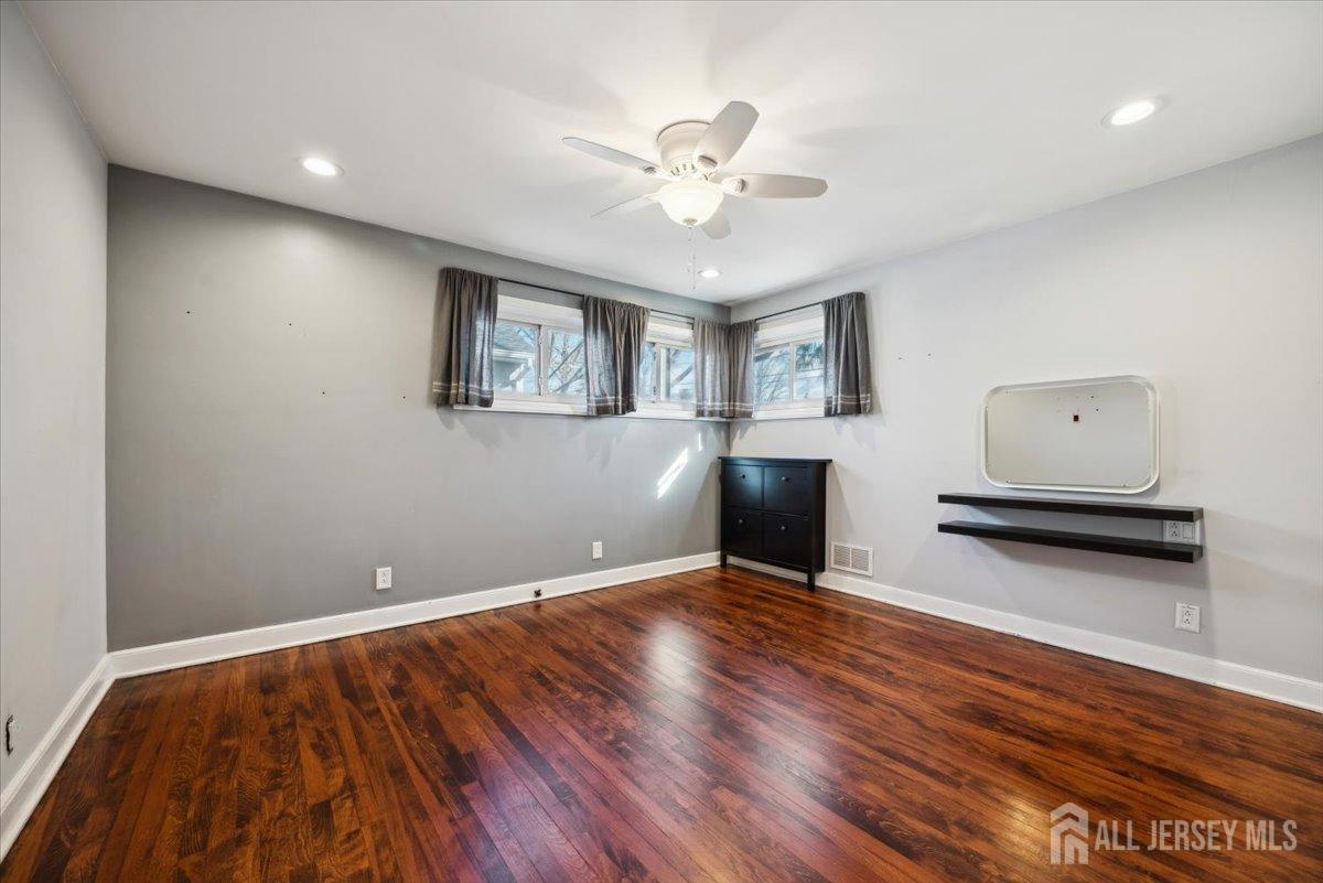 77 Hazelwood Avenue, Metuchen, New Jersey image 22