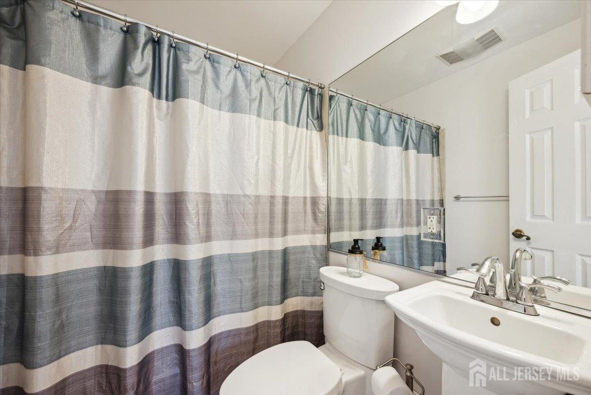 77 Hazelwood Avenue, Metuchen, New Jersey image 23