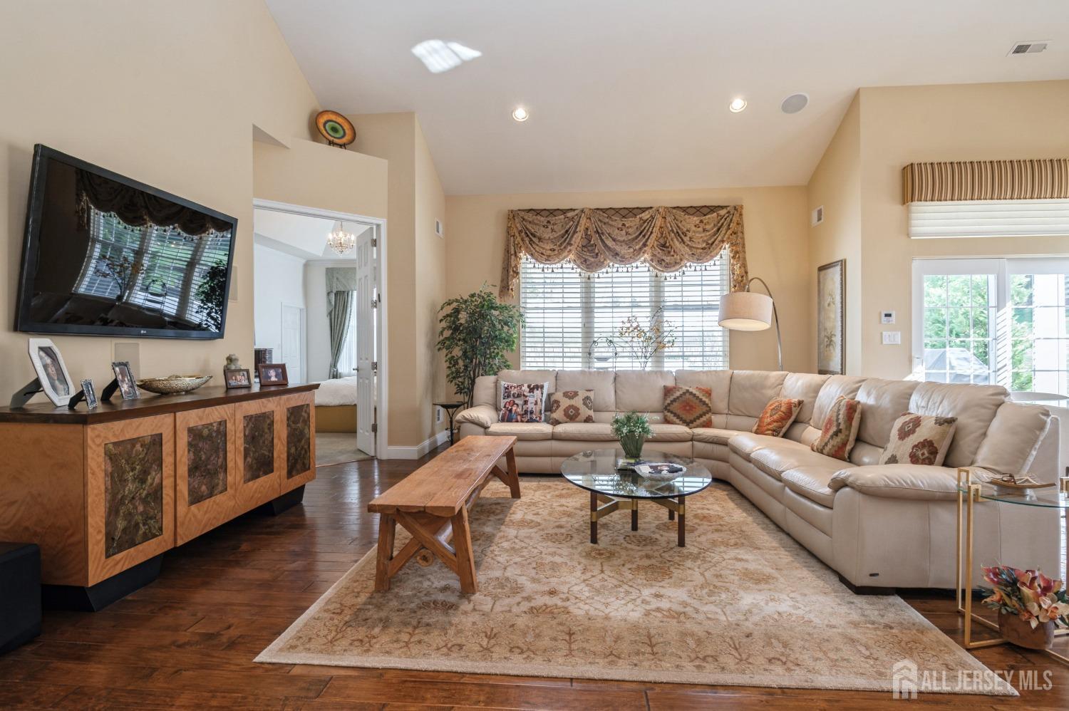 9 Memorial Court, Monroe Township, New Jersey image 18