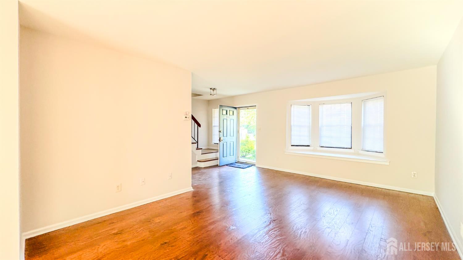 1204 Maplecrest Road, Edison, New Jersey image 4