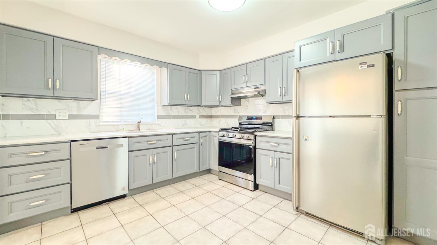 1204 Maplecrest Road, Edison, New Jersey image 9