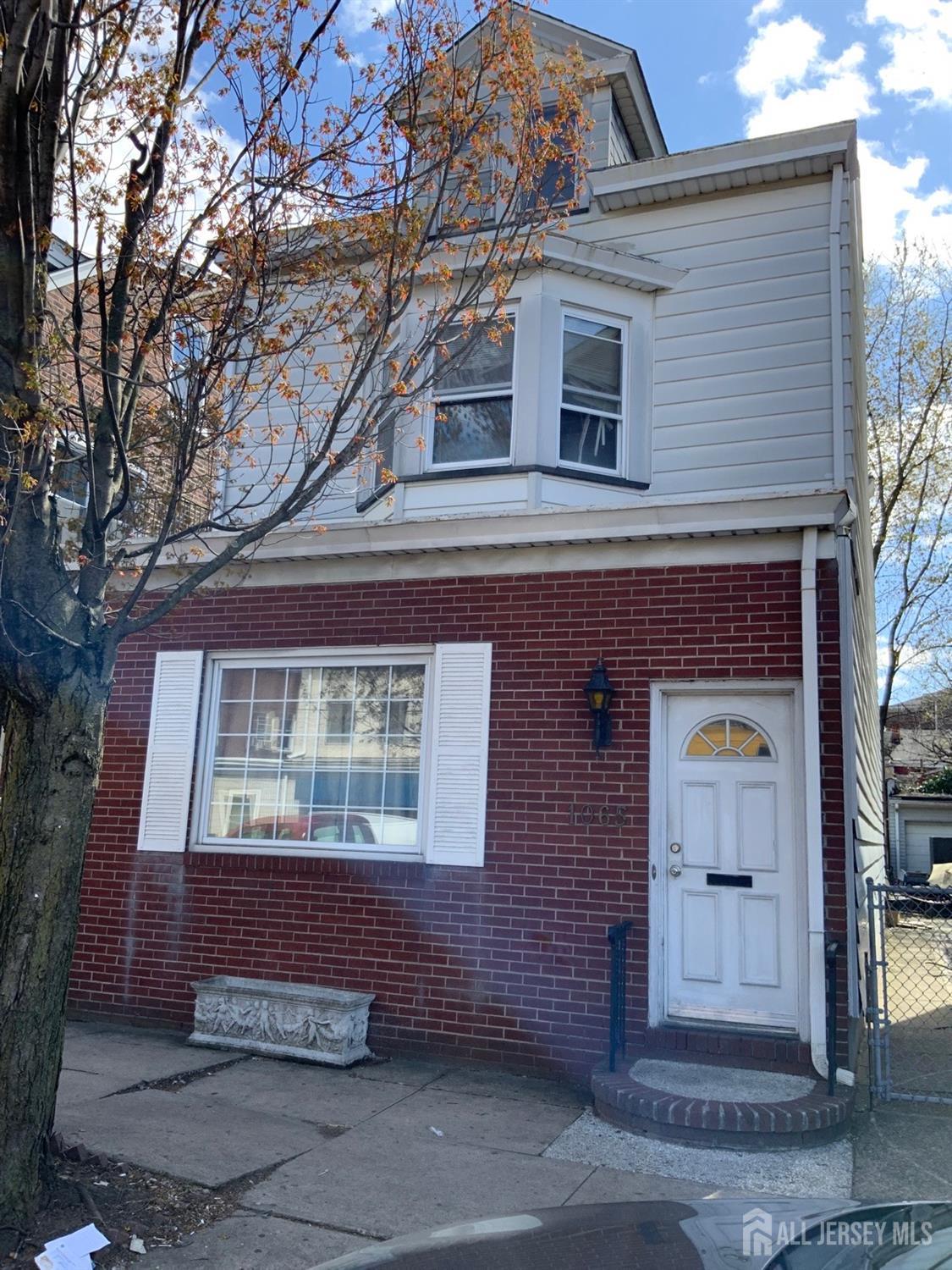 1065 S Clinton Avenue, Trenton, New Jersey image 1