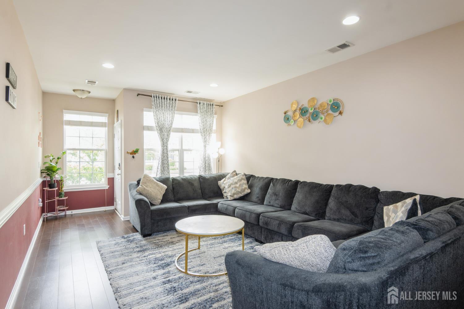 2423 Canterbury Lane, North Brunswick, New Jersey image 3