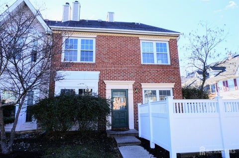 Townhouse For Rent - 1 Bristol Drive<br/> North Brunswick, NJ 08902