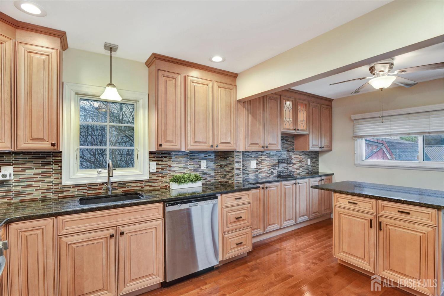 12 Albert Drive, Old Bridge, New Jersey image 4