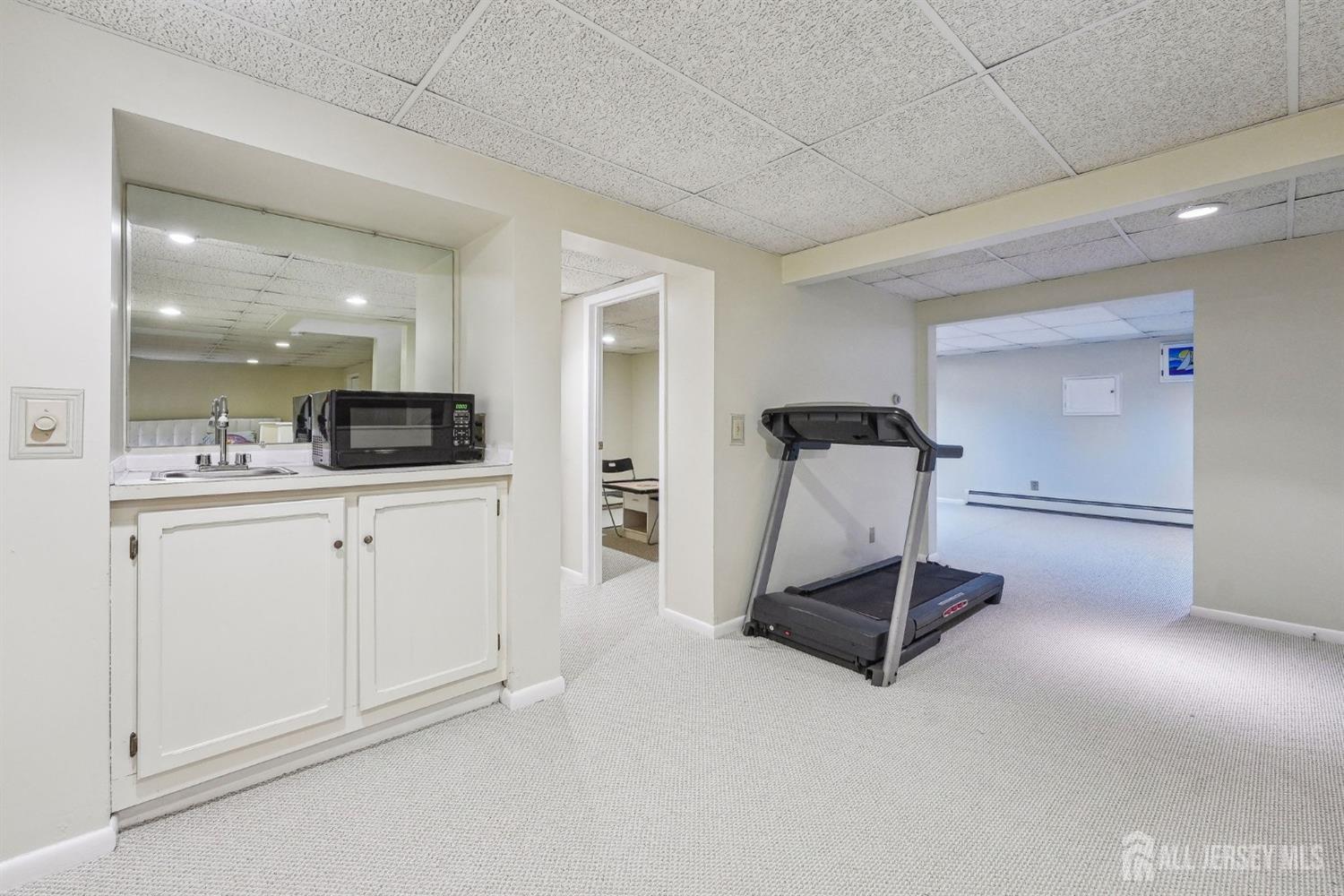 6 Persimmon Court, East Brunswick, New Jersey image 30