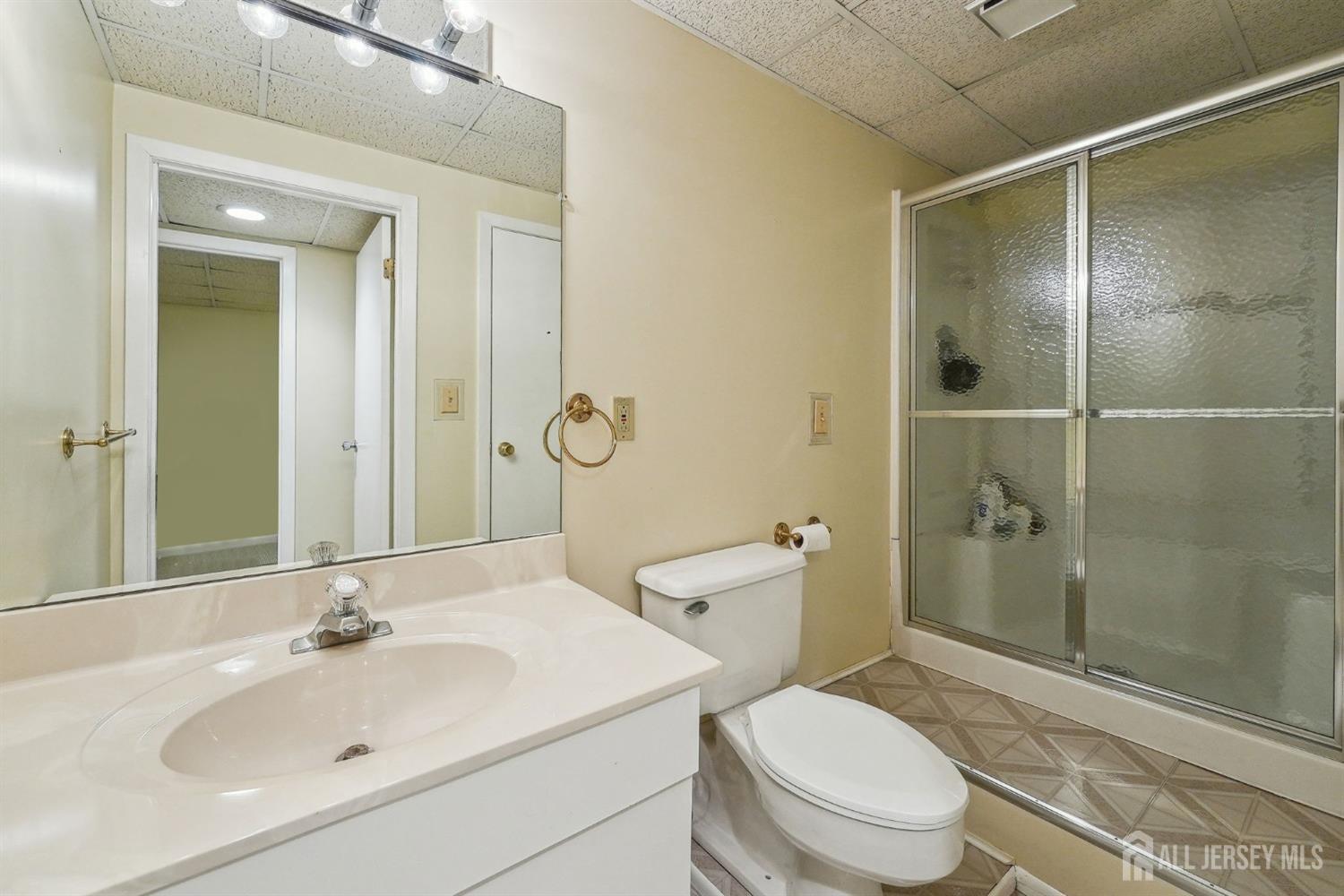 6 Persimmon Court, East Brunswick, New Jersey image 19
