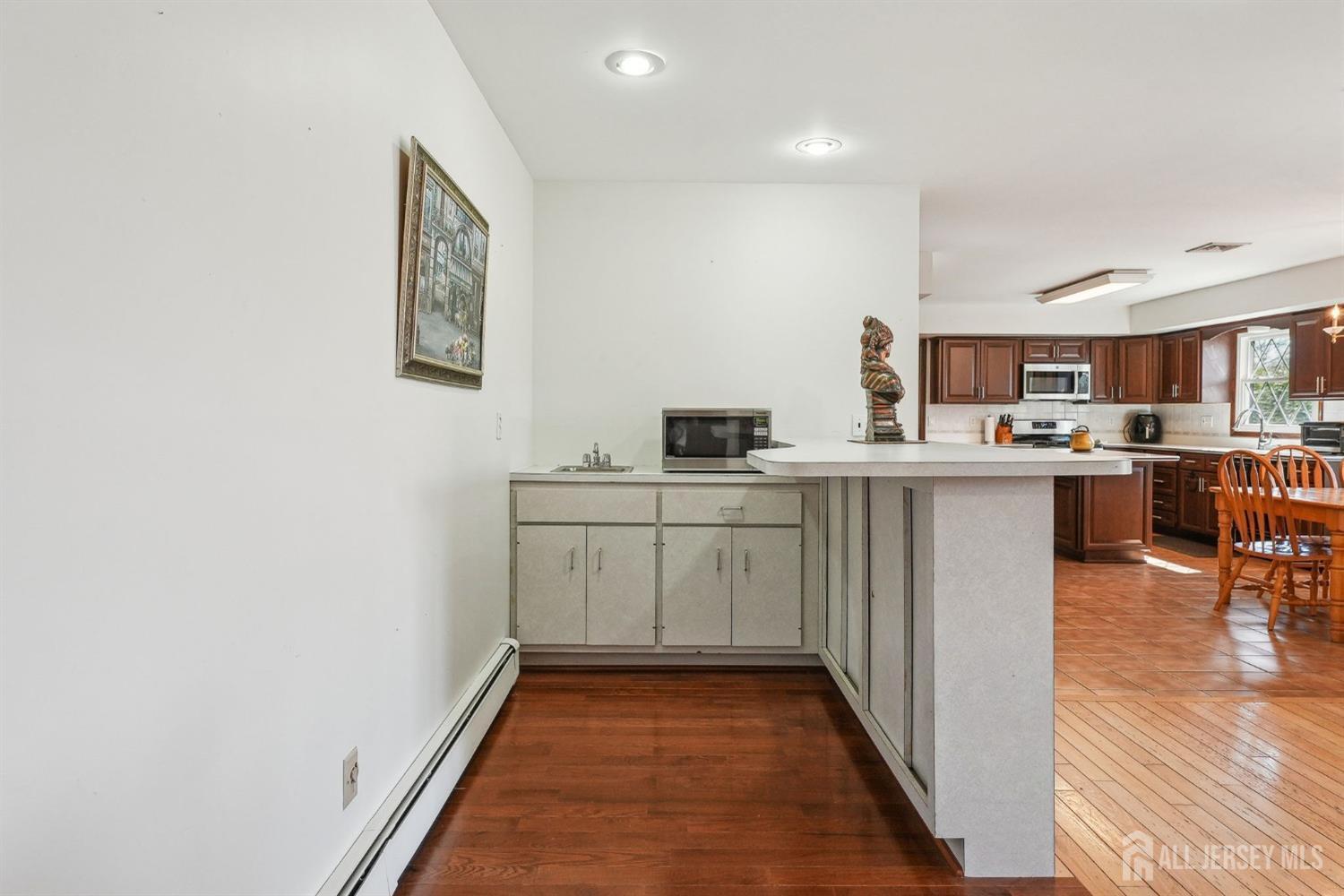 6 Persimmon Court, East Brunswick, New Jersey image 15