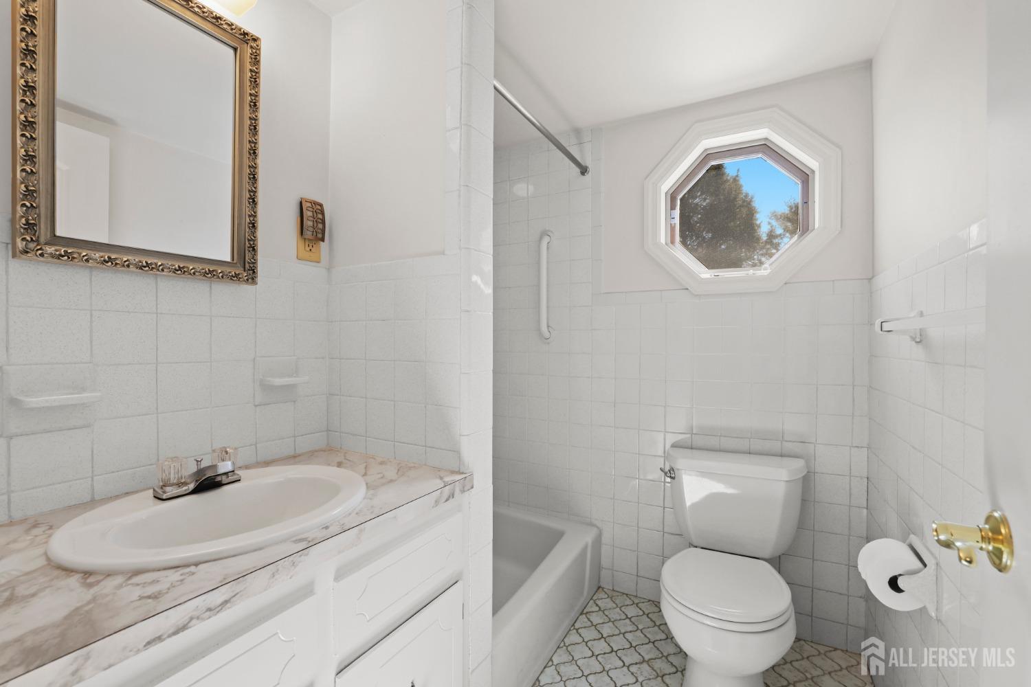 328 Clifford Street, South Plainfield, New Jersey image 27