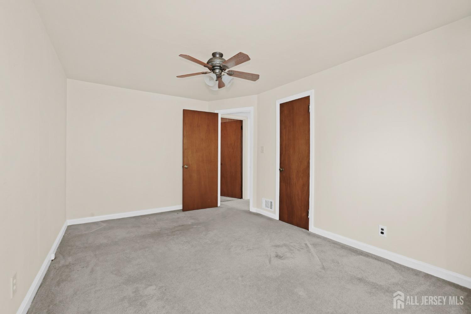 328 Clifford Street, South Plainfield, New Jersey image 24