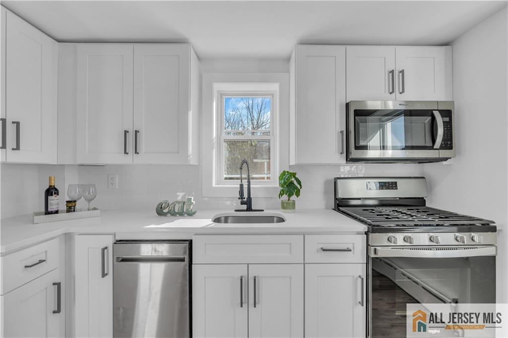 8 1st Street, Sayreville, New Jersey image 15