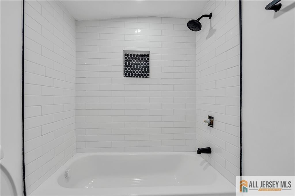 8 1st Street, Sayreville, New Jersey image 20