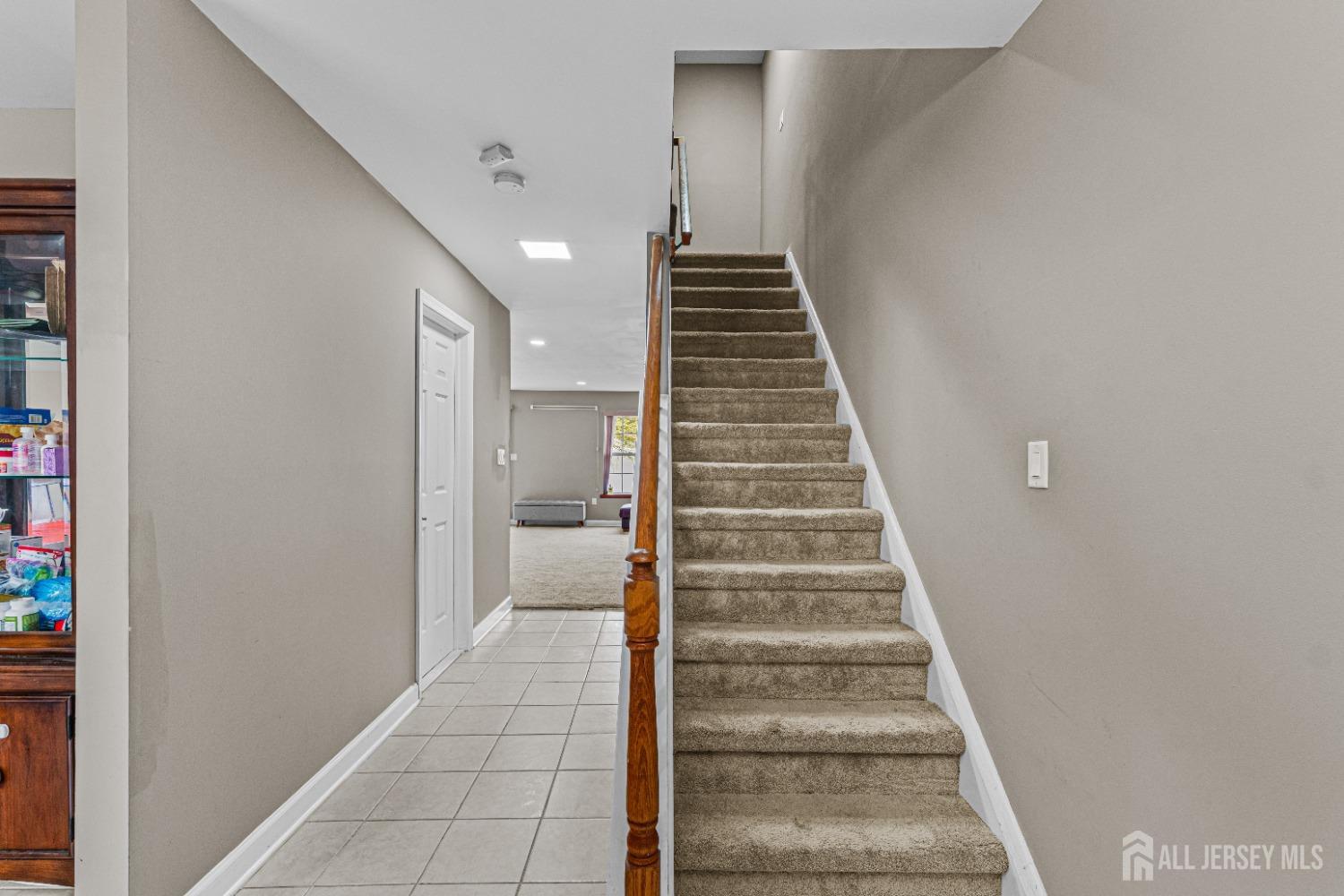 26 Brewster Circle, Old Bridge, New Jersey image 6