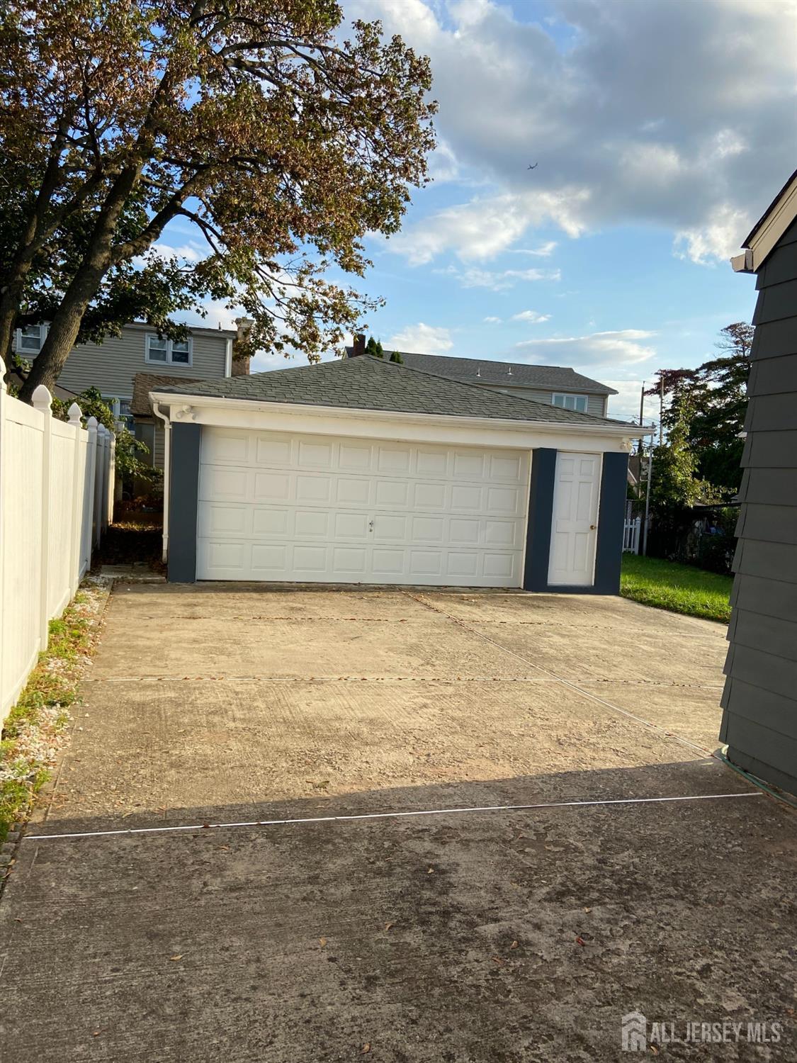 396 Van Bussum Avenue, Garfield, New Jersey image 3