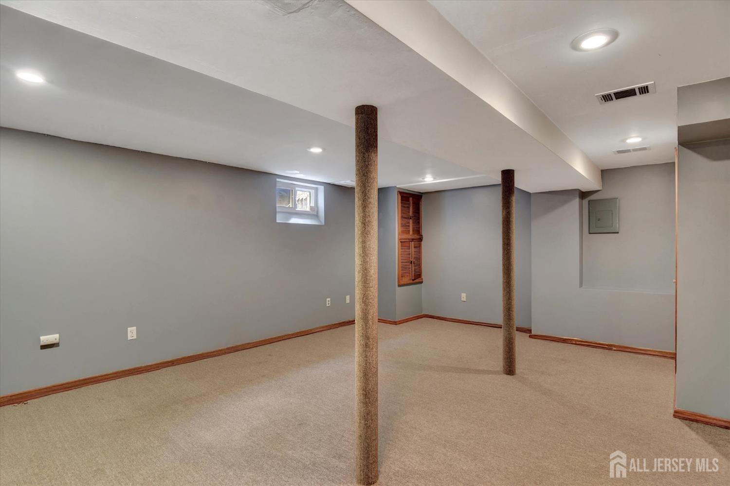 65 Brookview Circle, Jamesburg, New Jersey image 27