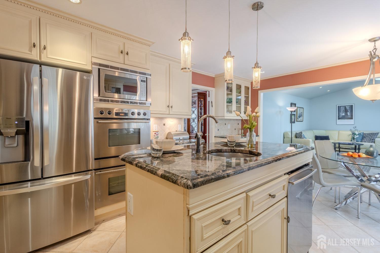 17 SE Candle Lane, East Brunswick, New Jersey image 6