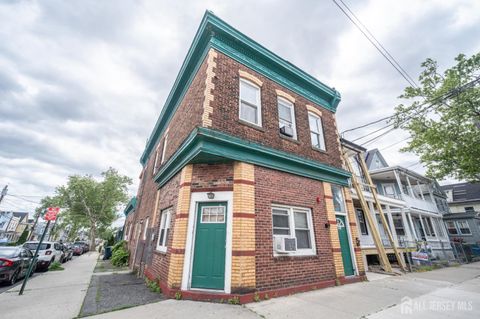 Multifamily For Sale - 201 Gordon Street<br/> Perth Amboy, NJ 08861